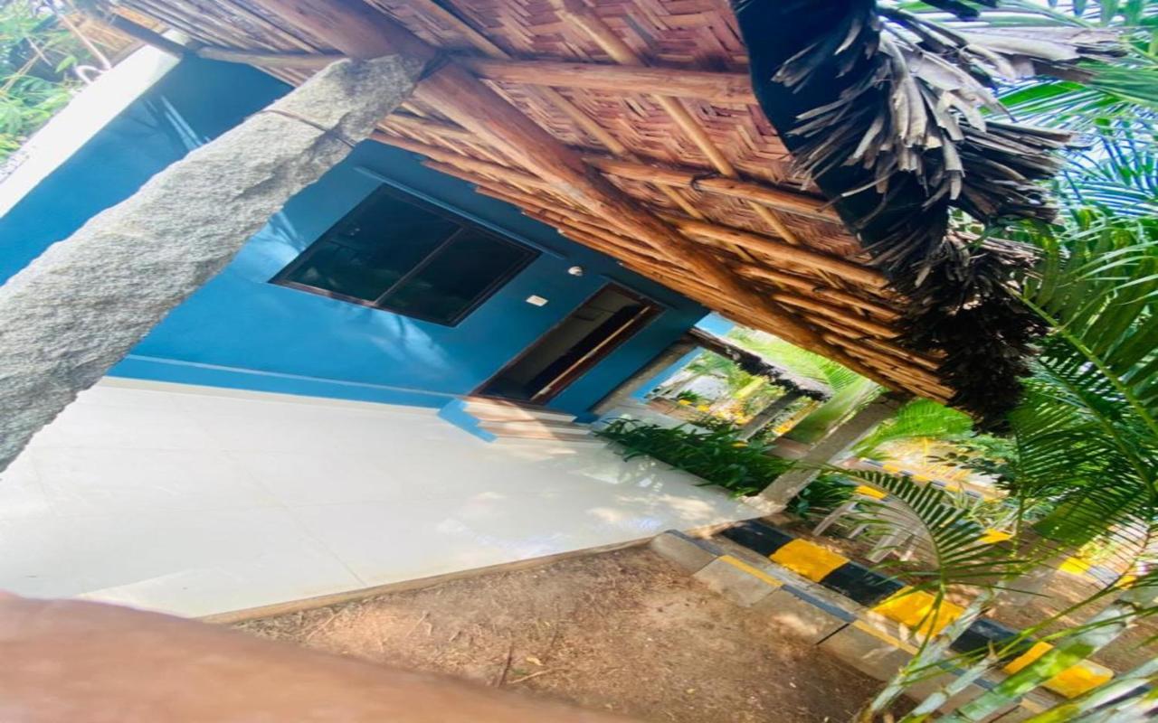 Hotel Megha Resort Hampi Exterior photo